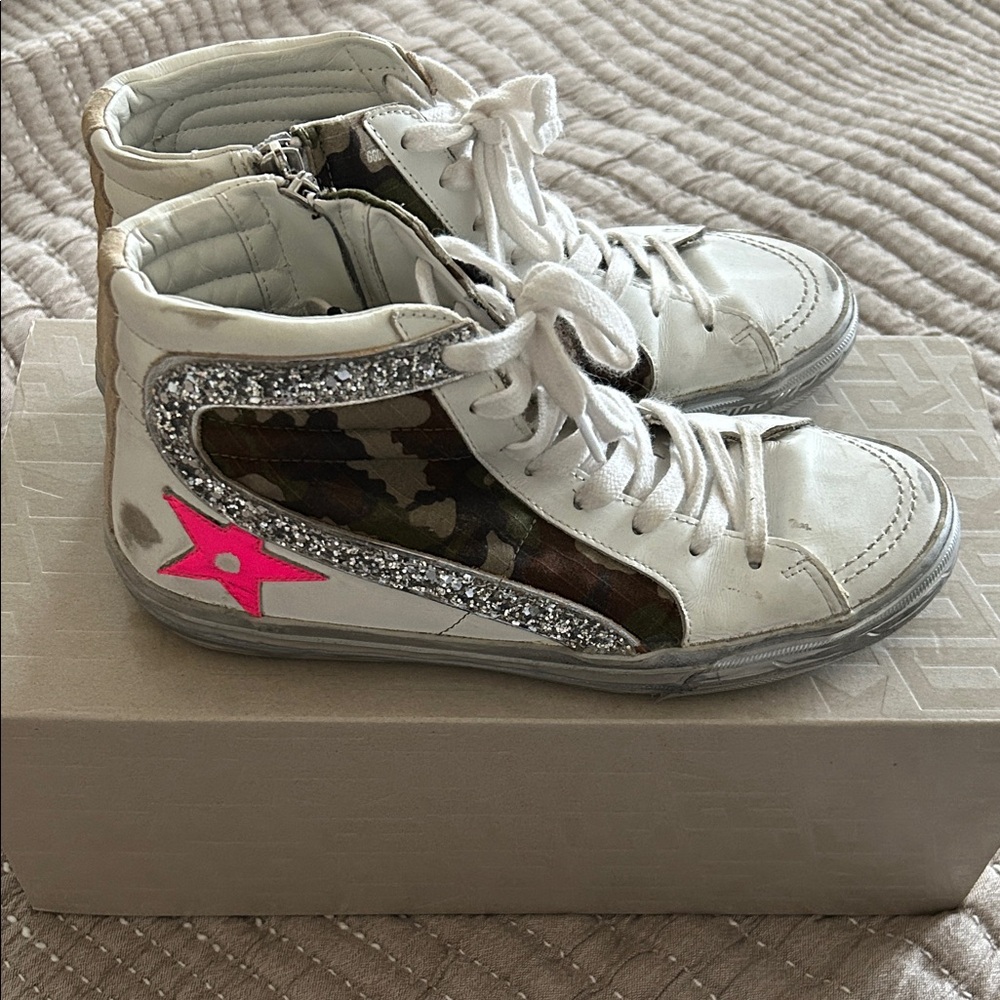 Golden Goose White and Camo Pink Star Slide Double Quarter Sneakers